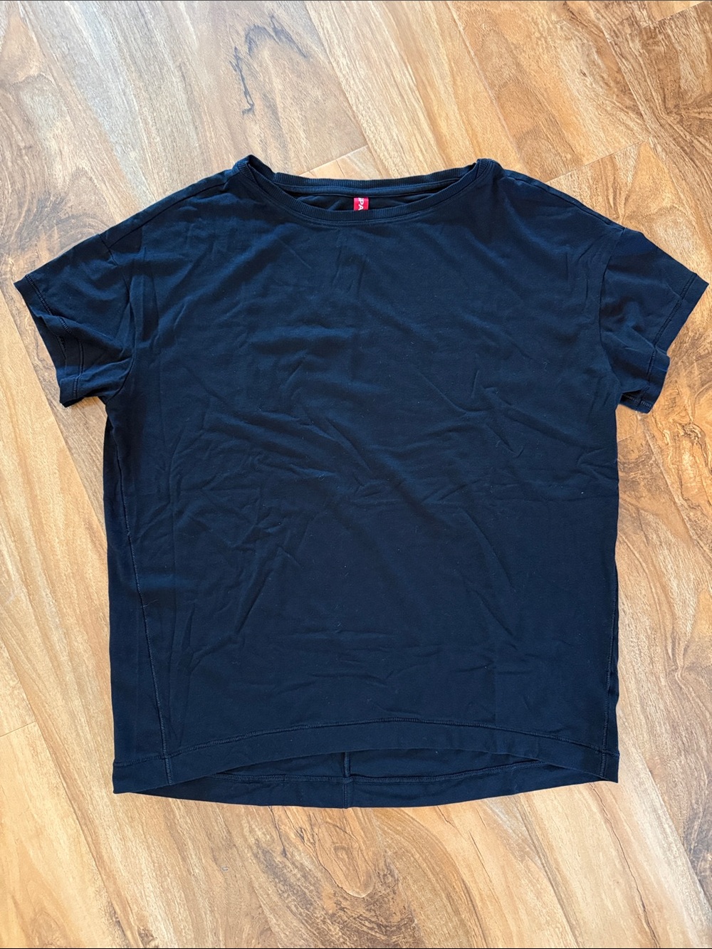 SPANX Black Tee - size Large